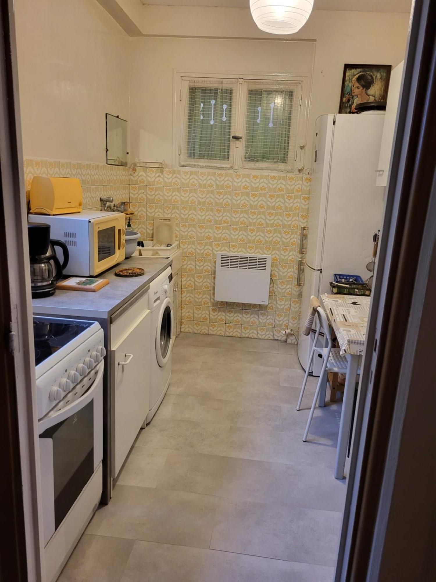 2 Pieces Pour 4 Personnes Proche Tram Appartamento *